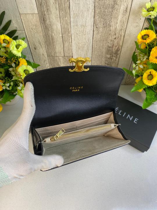 CELINE PREMIUM WOMENS ZIPPER WALLET WID OG BOX ETC 15