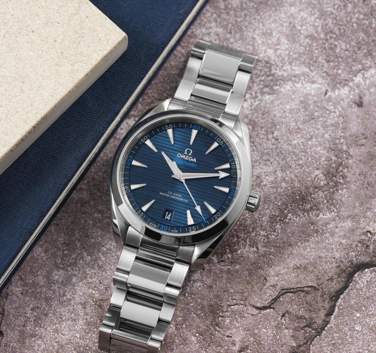 Omegg_a seamaster 150m aqua terra