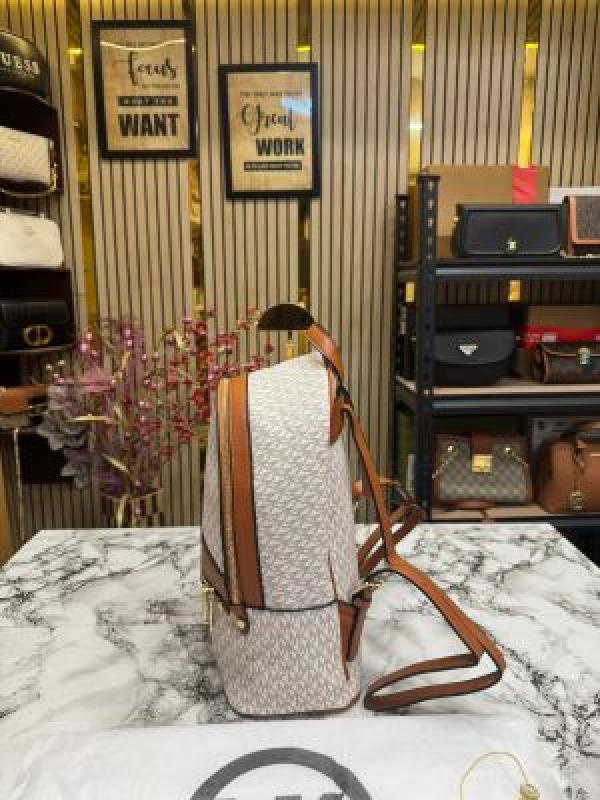 Michael_Kors Kenley Backpack Premium Quality With Dust Bag (Beige) (V-908)