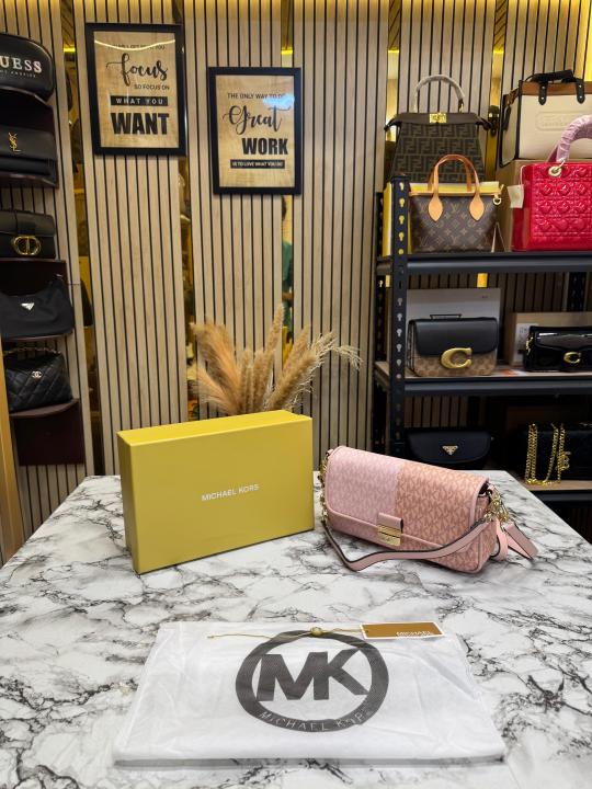 Michael_Kors Colorblock Monogram Shoulder Bag With Box And Dust Bag (Pink) (V-100815)