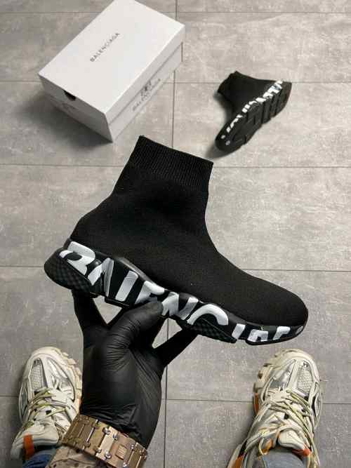 Balenciagaa Speed Runners Graffi black