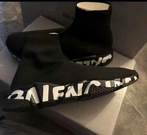 Balenciagaa Speed Runners Graffi black
