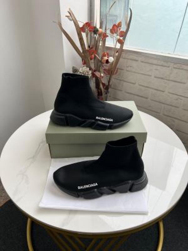 BALENCIAGA SPEED TRAINER Triple black 488