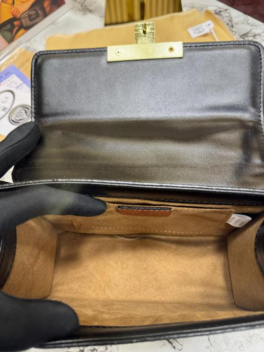 Gucci_Padlock_Shoulder_Bag_With_Double_Og_Box_And_Dust_Bag(Black)