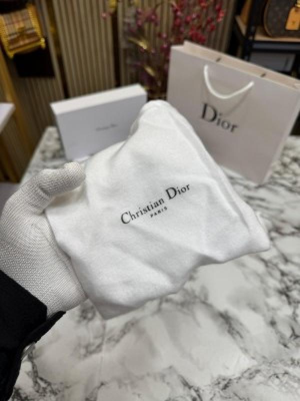 CHRISTIAN_DIOR_BELT_COMBO_PREMIUM_QUALITY_WITH_OG_BOX_AND_CARRY_BAG_(CD)