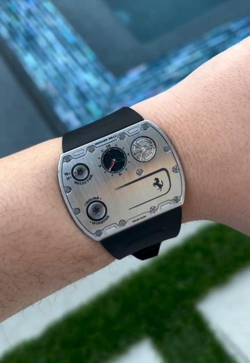 RICHARD MILLE RM  TITANIUM SILVER