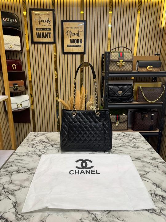 Chane_l Quilted CC Chain Tote Bag With Dust Bag Black
