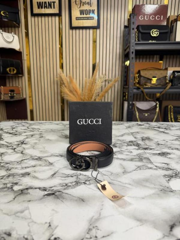 Gucc_i Black Leather Belt with Black GG Buckle Includes Box