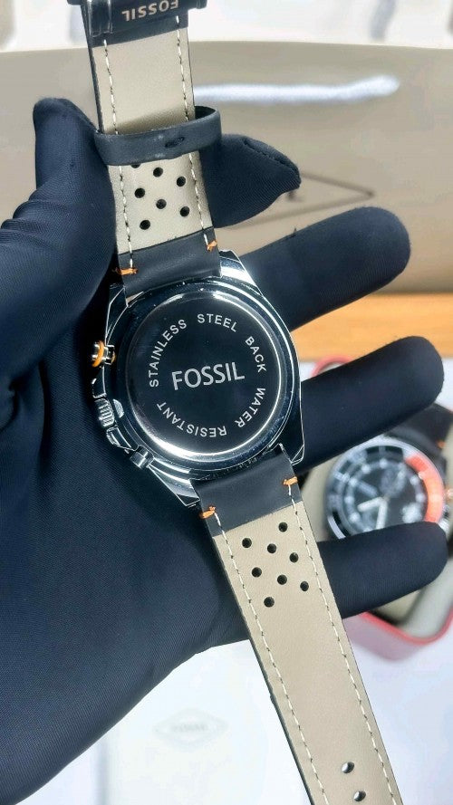Fossil_Wakefield CH2953