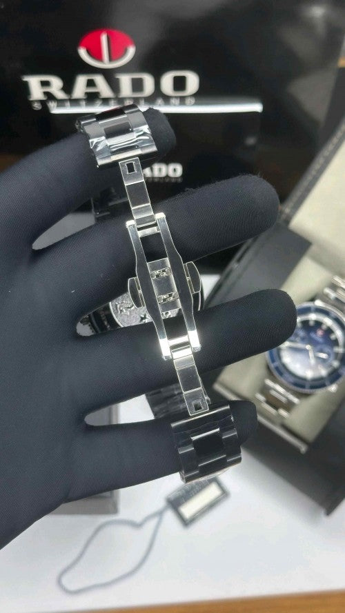 RADO_ CAPTAIN COOK BLACK GREEN DIAL