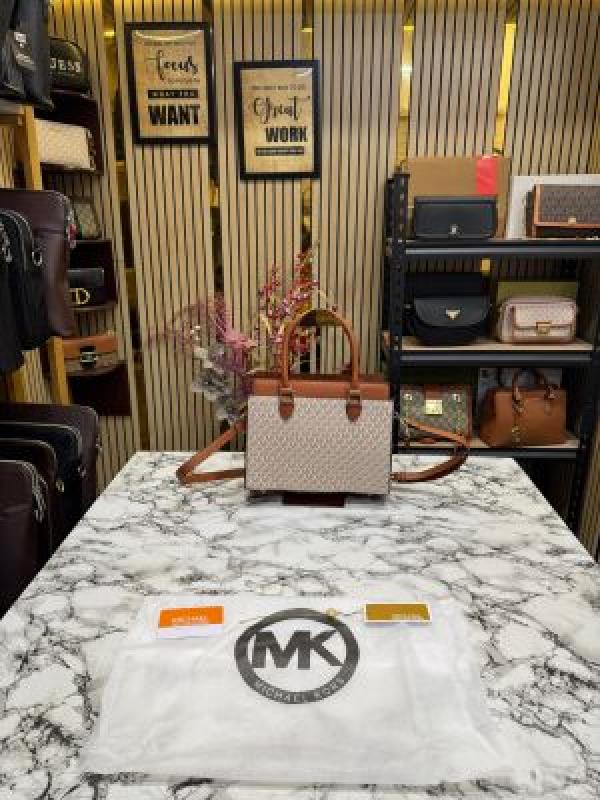 Michael_Kors Satchel Shoulder Bag With Dust Bag Includes Logo (Beige)