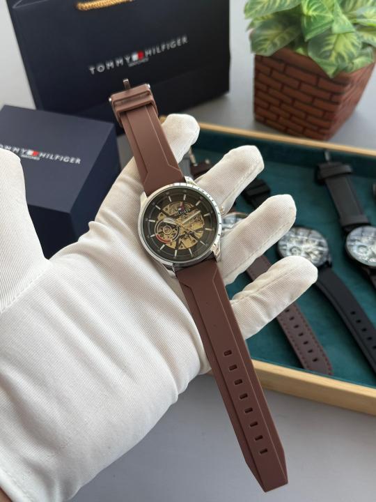 Tommy_Hilfiger Automatic premium silicon brown W326