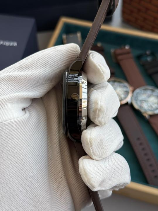 Tommy Premium Automatic Leather brown black W327