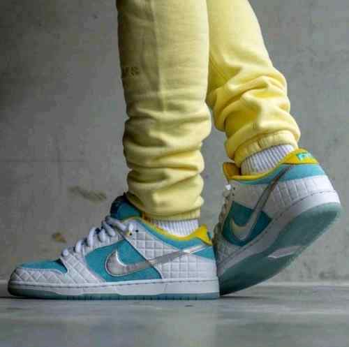 nikee sb dunk low pro ftc lagoon pulse SALE