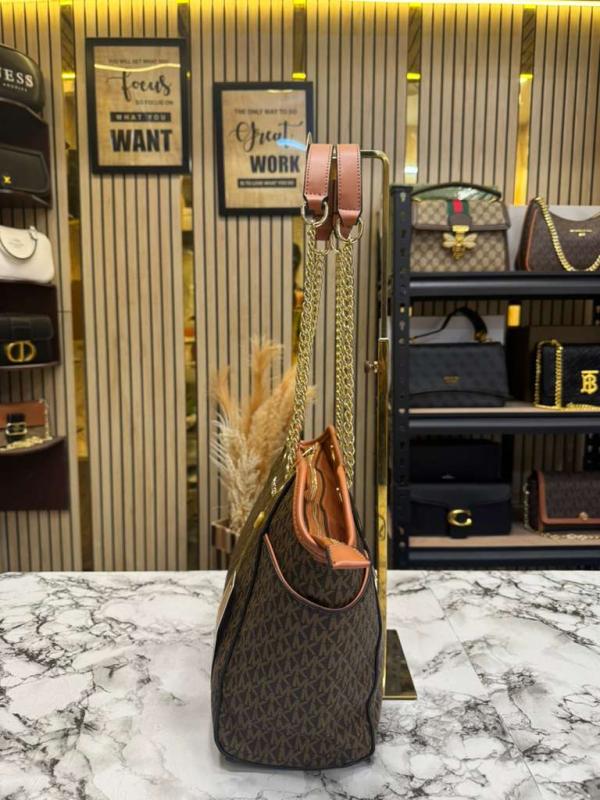 Michael_Kors Jet Set Travel Chain Shoulder Tote Bag Witch Dust Bag (70199-Brown)