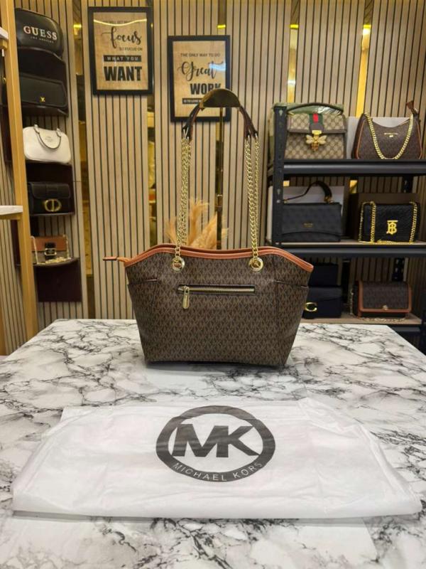 Michael_Kors Jet Set Travel Chain Shoulder Tote Bag Witch Dust Bag (70199-Brown)