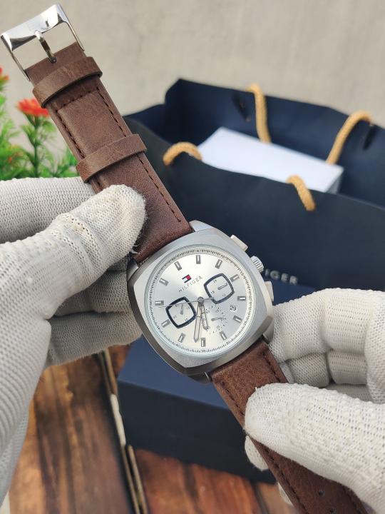 Tommy Hilfigar Chronograph Brown Silver White AT392