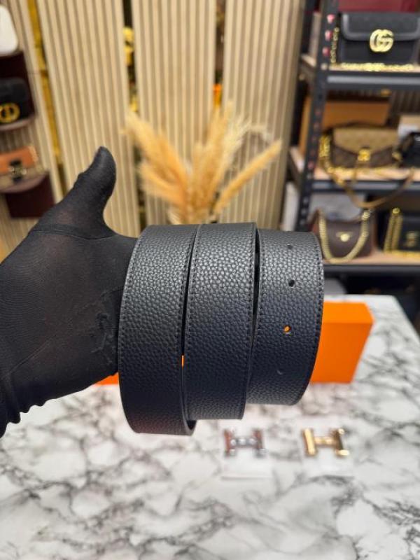 Herme_s Black Leather Belt Combo H-Buckle Set Includes Box Dust Bags And Carry Bag (10-1)