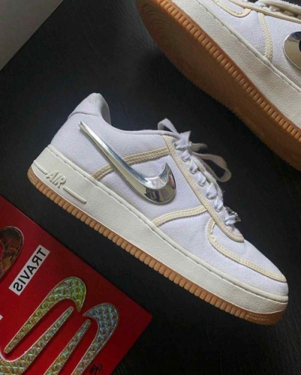 Airforce 1 Low Travis Scott Sail With Grey Box  225