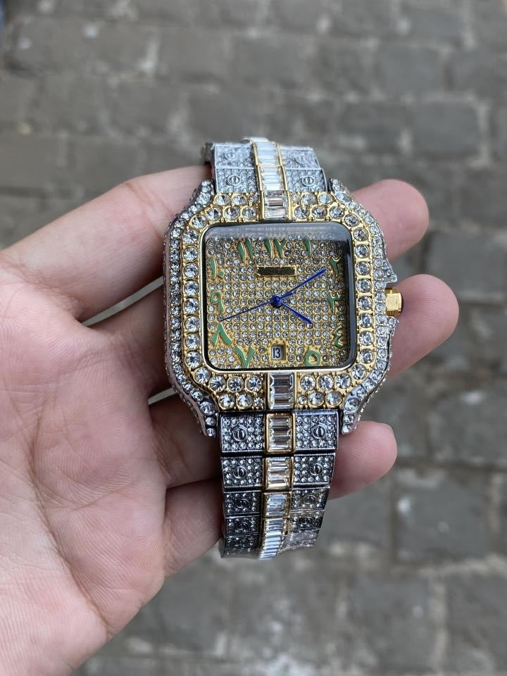 Cartie_r Diamond Green Arabic Numerals
