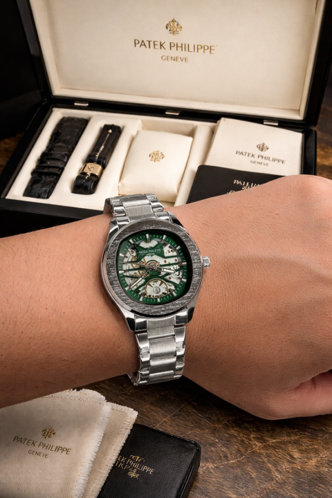 PATEK_PHILIPPE_SILVER_GREEN