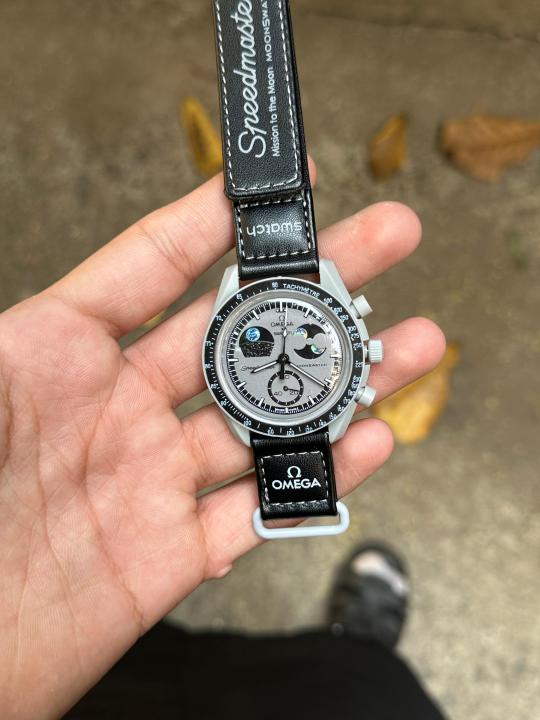 Omeg_a Moon Watch Limited editions