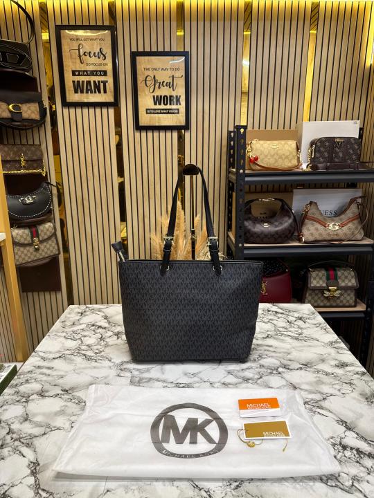 Michael_Kors Jet Set Travel Double Pocket Tote Bag With Dust Bag Including Card (Black) (M2510)