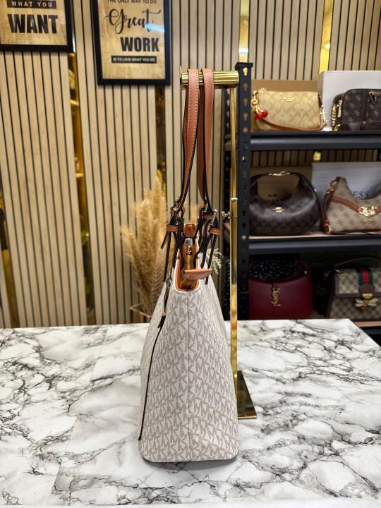 Michael_Kors Jet Set Travel Double Pocket Tote Bag With Dust Bag Including Card (Beige) (M2510)