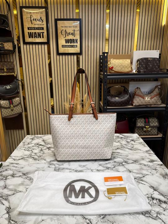Michael_Kors Jet Set Travel Double Pocket Tote Bag With Dust Bag Including Card (Beige) (M2510)