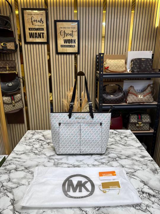Michael_Kors Jet Set Travel Double Pocket Tote Bag With Dust Bag Including Card (Vanilla) (M2510)