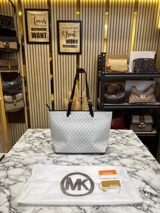 Michael_Kors Jet Set Travel Double Pocket Tote Bag With Dust Bag Including Card (Vanilla) (M2510)