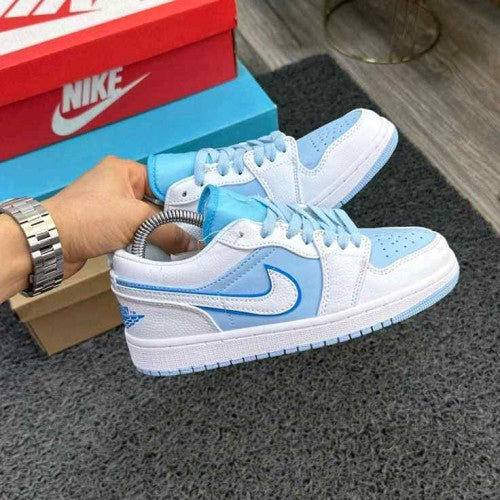 NIKEE AIR JORDAN RETRO 1 LOW SE ICE BLUE