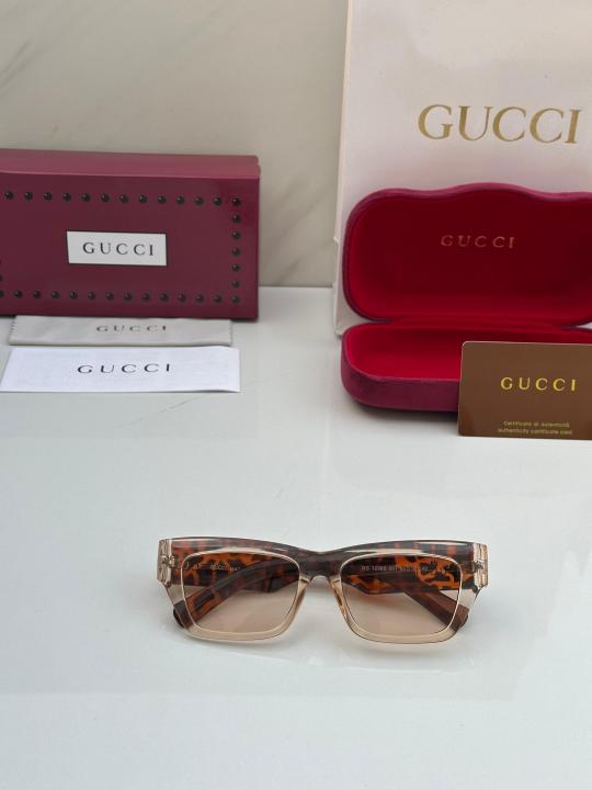 GUCCCI SUNGLASS D-243