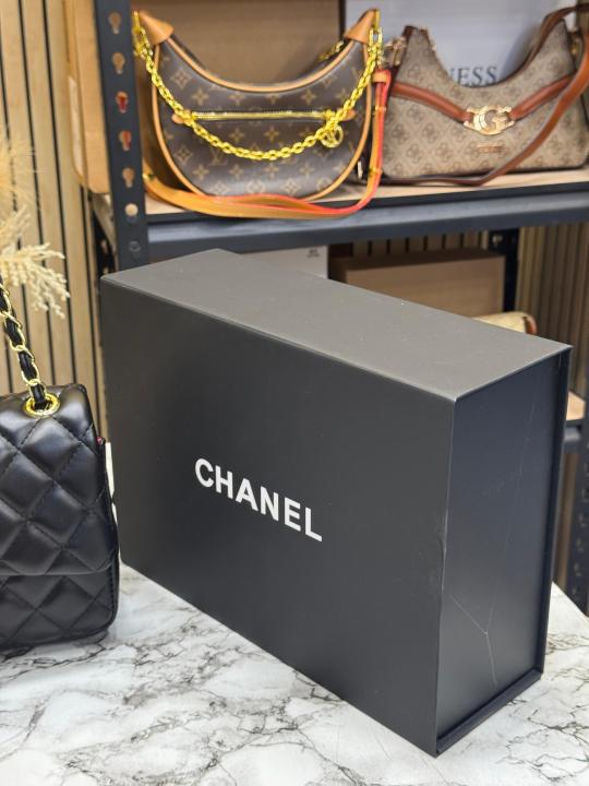 Chane_l Quilted Flap Closure CC Logo With Original Packaging (Black-1112)