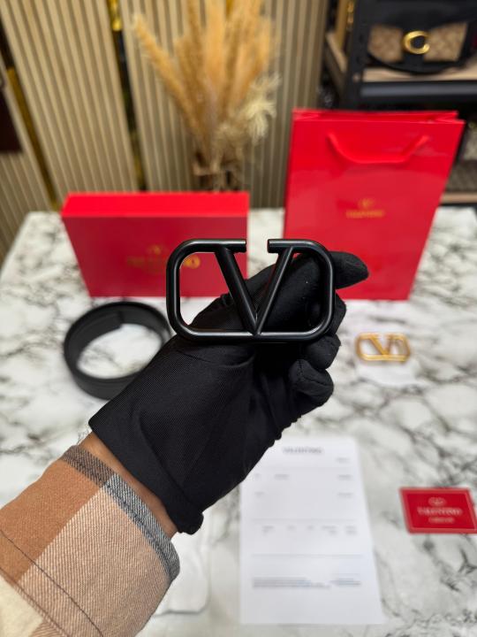 VALENTIN_O_PREMIUM_BELT_COMBO_WITH_TWO_SET_OF_BUCKLE_INCLUDING_BOX_AND_DUSTBAG_(BLACK)