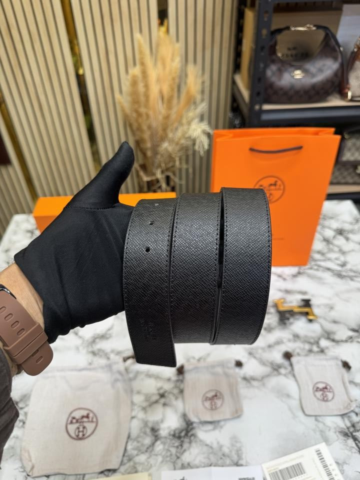 HERME_S BELT COMBO  WITH CARRY BAG AND DUST BAG WITH CARD AND BILL WITH OG BOX HS-12