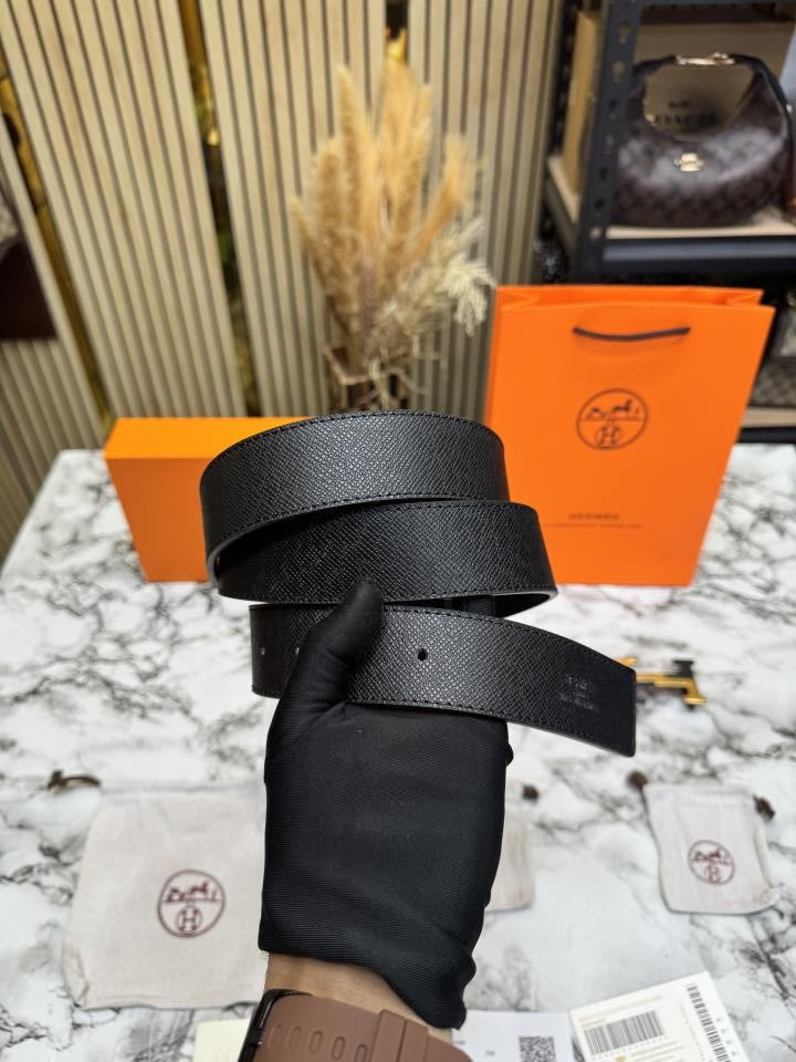 HERME_S BELT COMBO  WITH CARRY BAG AND DUST BAG WITH CARD AND BILL WITH OG BOX HS-12