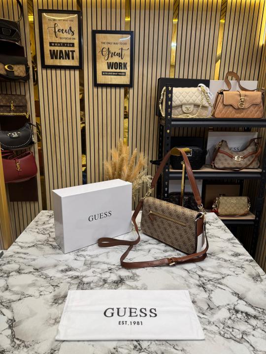 Guess Womens Eco Mietta Flap Shoulder Bag With Box And Dust Bag (Khaki)