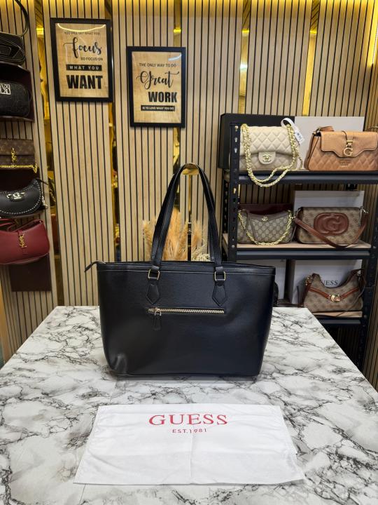 Guess Signature Shopper Tote Set With Matching Wristlet Pouch (Black)