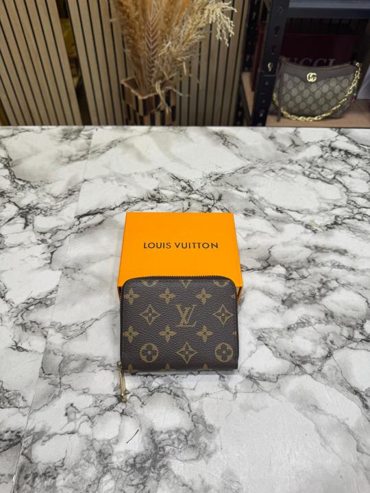 Loui_s Vuitton Classic Monogram Compact Zip Wallet (Brown) (60067)