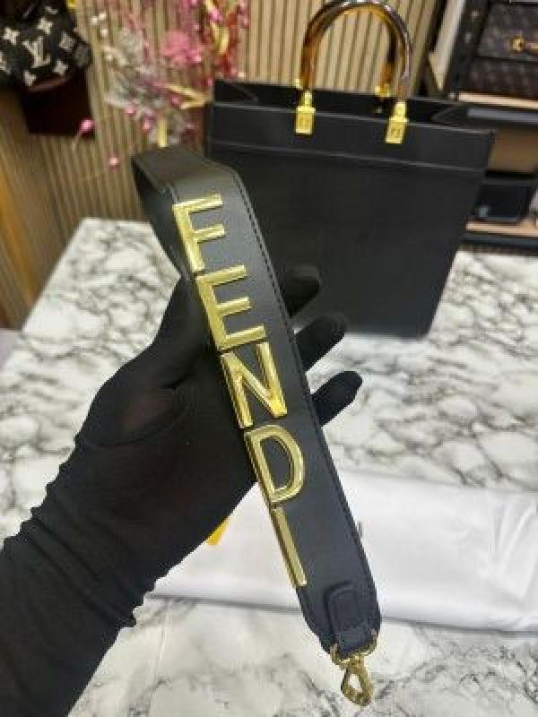 Fendi_Sunshine_Large_Tote_Bag_With_Dustbag_Including_Card_(Black)