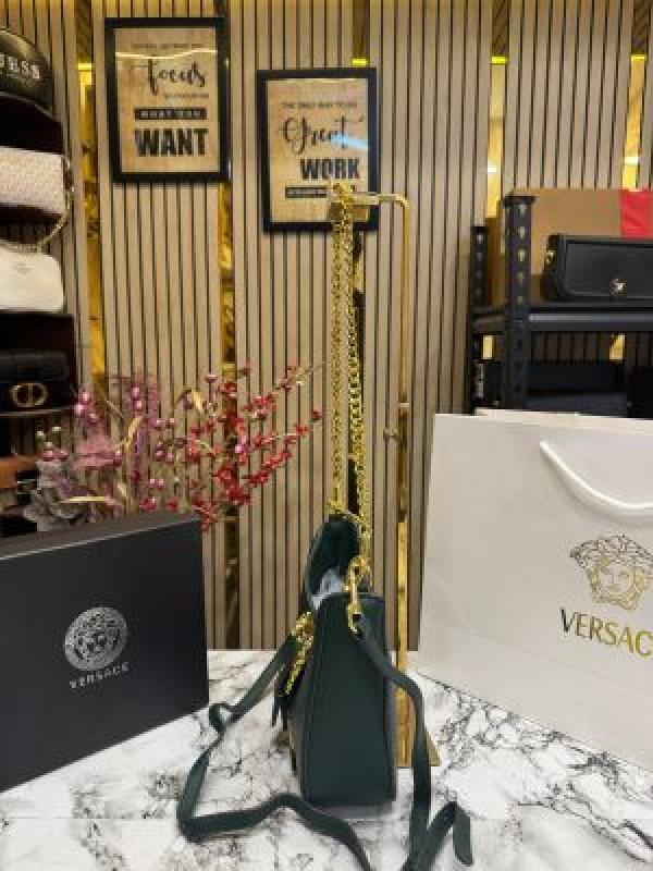 Versace Jeans Couture Logo Plaque Shoulder Bag (Green)