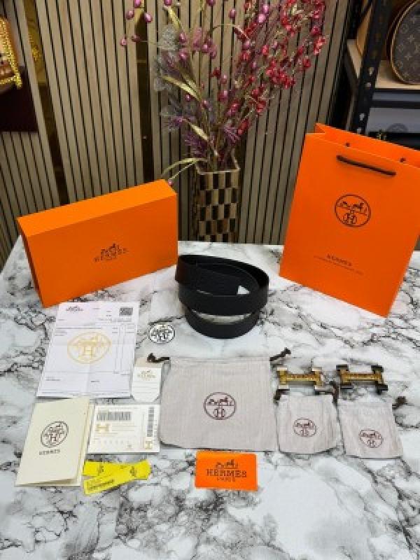 HERME_S BELT COMBO  WITH CARRY BAG AND DUST BAG WITH CARD AND BILL WITH OG BOX HS-7