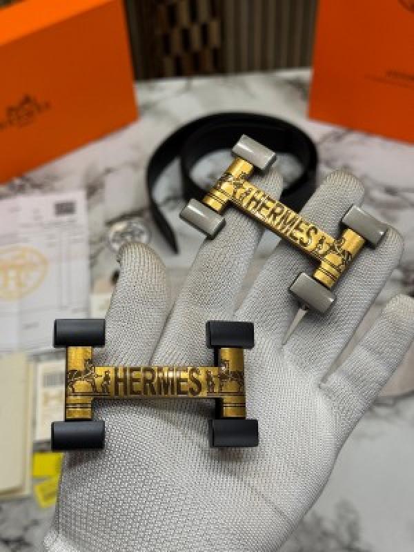 HERME_S BELT COMBO  WITH CARRY BAG AND DUST BAG WITH CARD AND BILL WITH OG BOX HS-7
