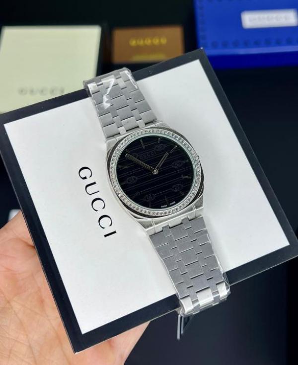 GUCC_I WATCH SLIM JAPAN
