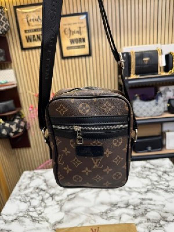 Loui_s Vuitton Danube Side Bag Premium Quality With Dust Bag (Brown Mono)