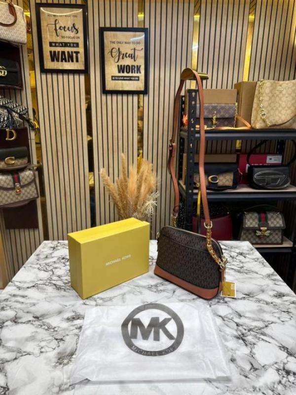 Michael_Kors Jet Set Charm Logo Dome Saffiano Leather Crossbody Bag (Brown-23032)