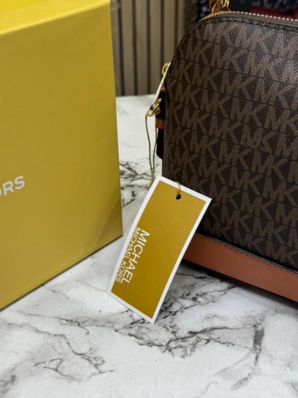 Michael_Kors Jet Set Charm Logo Dome Saffiano Leather Crossbody Bag (Brown-23032)