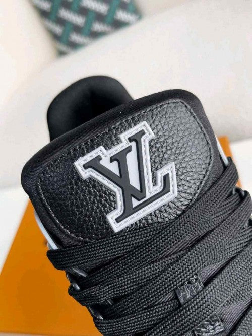 Louis_Vuitton_Trainer_Black_Grey_