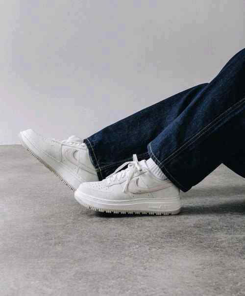 Nikee airforce 1 luxe summit white